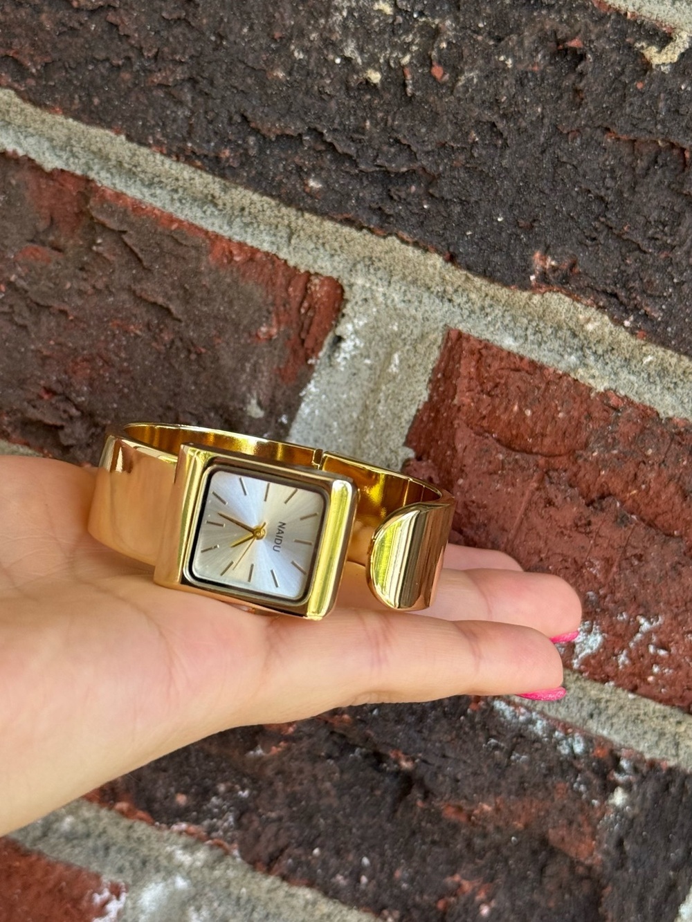 Classic Vintage Cuff Watch - Square Face - Picture 5 of 10